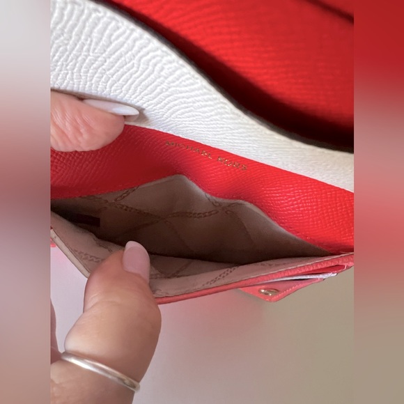 MICHAEL KORS Versatile Color Block Saffiano Leather Wallet With Card Holder - Picture 8 of 15